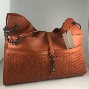 Bottega Veneta Beverly ‘71/‘16 Hand Bag - New